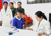 Military Hospital 121 provides free health check-ups for Can Tho students